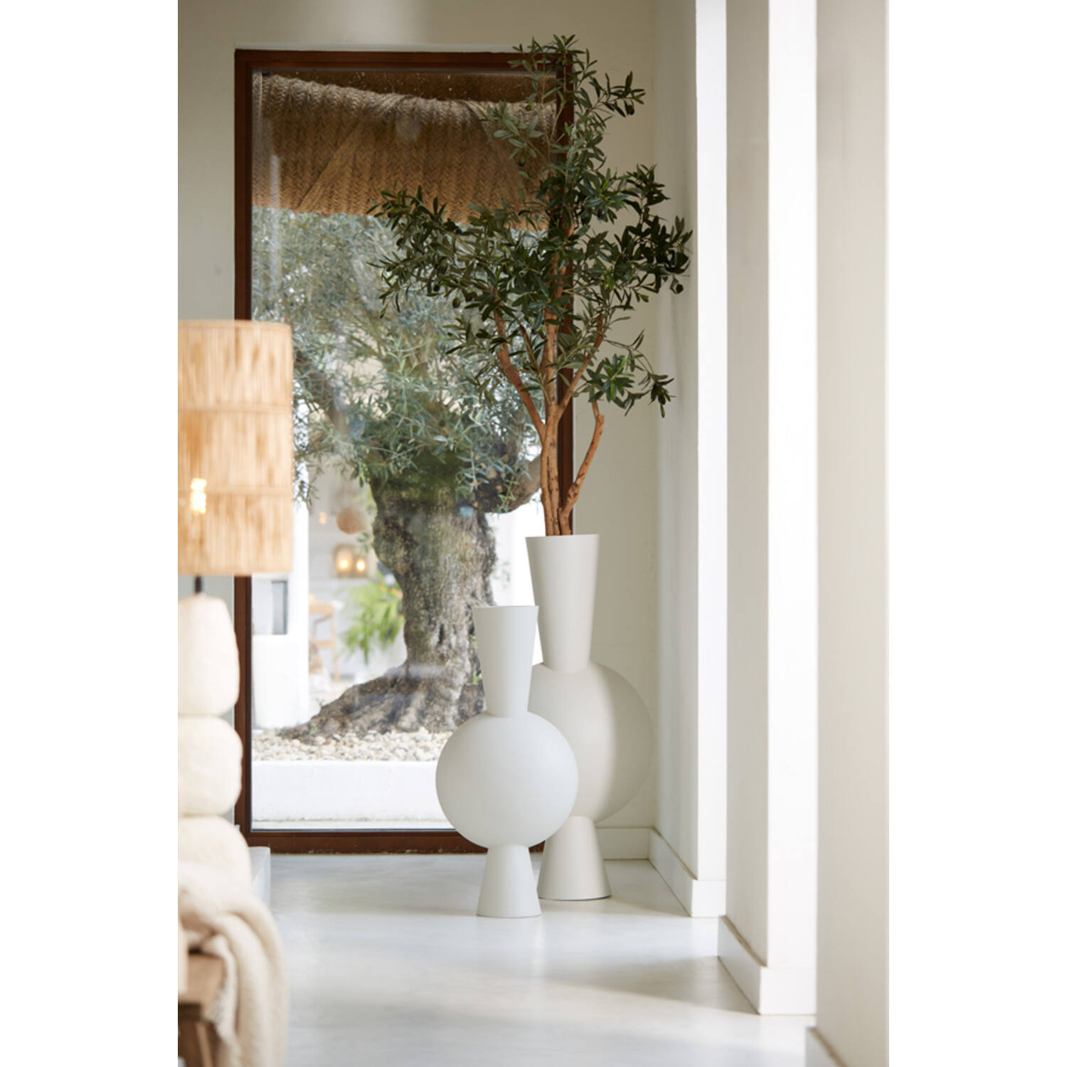 Vase Kavandu creme 37,5 x 22 x 81 cm - Image 1
